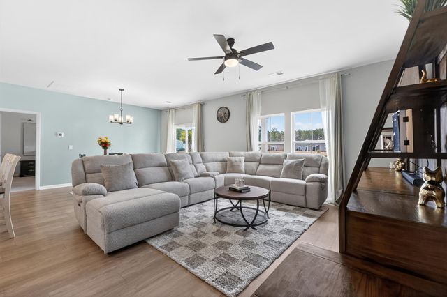 163 Fox Rae Dr., Conway, SC 29526