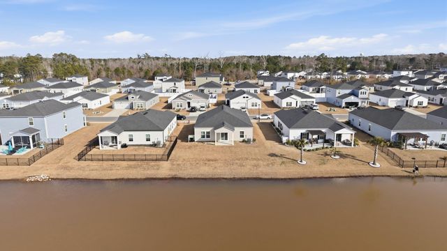 163 Fox Rae Dr., Conway, SC 29526