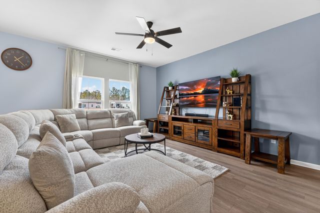 163 Fox Rae Dr., Conway, SC 29526