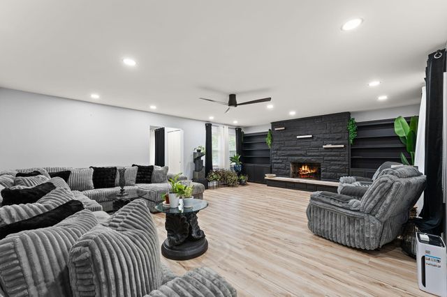 4189 Rutledge Street, Gary, IN 46408