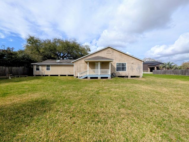 2506 Heights Street, Liberty, TX 77575