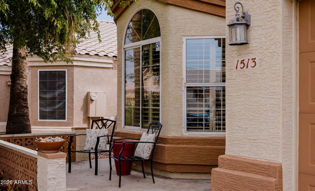 1513 W SHELLFISH Drive, Gilbert, AZ 85233 — exterior