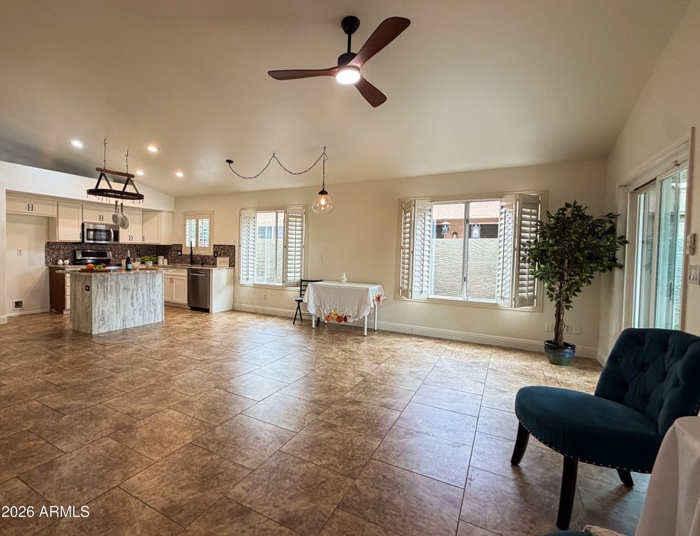 1513 W SHELLFISH Drive, Gilbert, AZ 85233 — photo 4