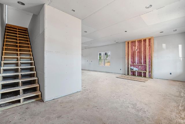 3 Thomas Jefferson Road, Forest, VA 24551