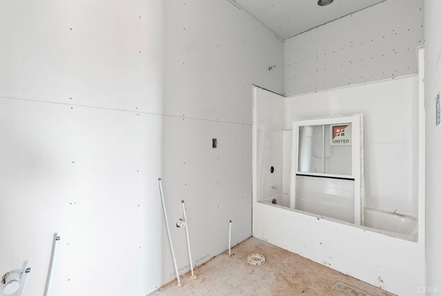 3 Thomas Jefferson Road, Forest, VA 24551