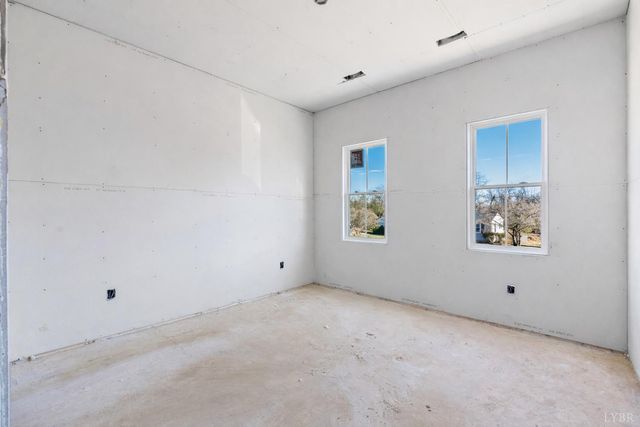 3 Thomas Jefferson Road, Forest, VA 24551