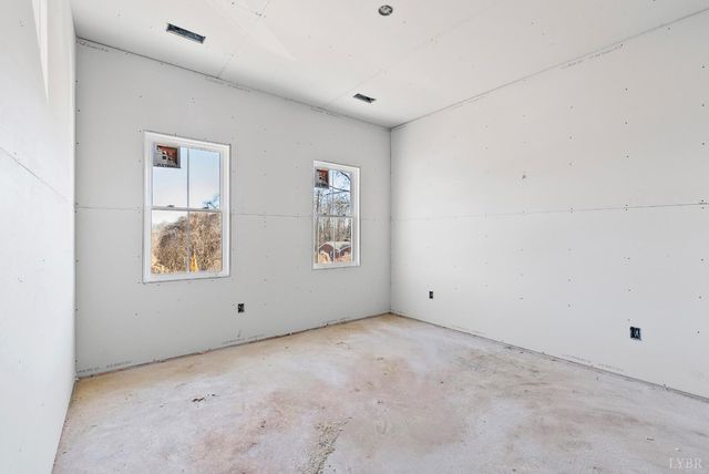 3 Thomas Jefferson Road, Forest, VA 24551