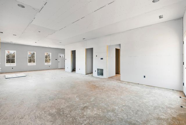 3 Thomas Jefferson Road, Forest, VA 24551