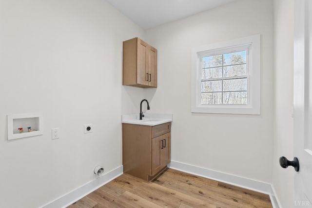 3 Thomas Jefferson Road, Forest, VA 24551