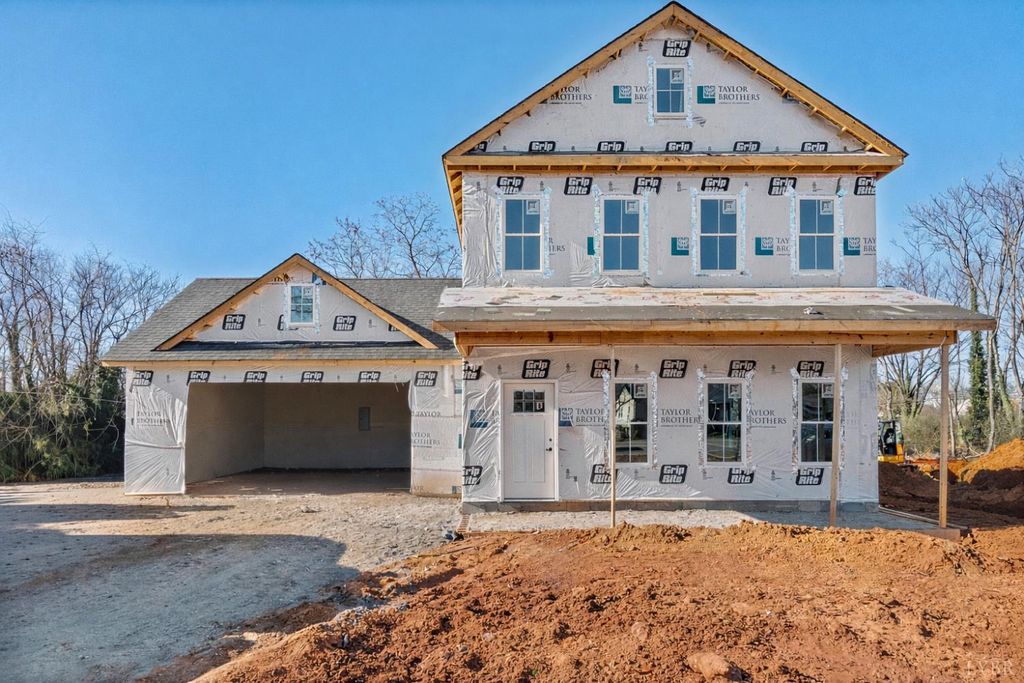 3 Thomas Jefferson Road, Forest, VA 24551