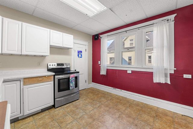 145 E Burnett Street, Beaver Dam, WI 53916