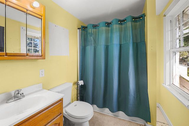 145 E Burnett Street, Beaver Dam, WI 53916