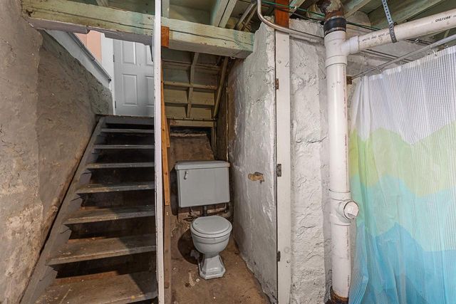 145 E Burnett Street, Beaver Dam, WI 53916