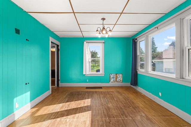 145 E Burnett Street, Beaver Dam, WI 53916