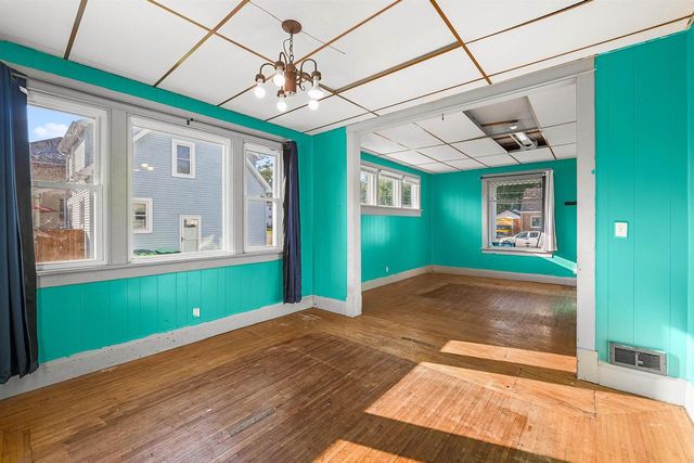 145 E Burnett Street, Beaver Dam, WI 53916