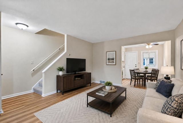 226 Minnesota Street S, Shakopee, MN 55379