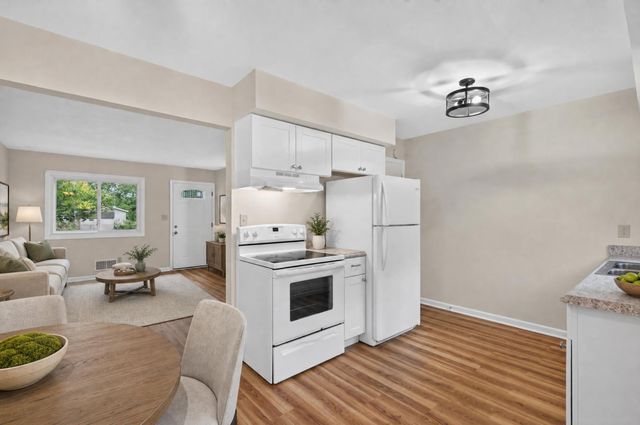 226 Minnesota Street S, Shakopee, MN 55379