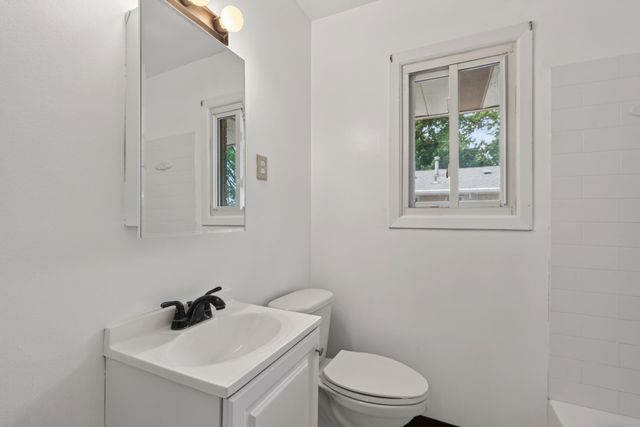 226 Minnesota Street S, Shakopee, MN 55379