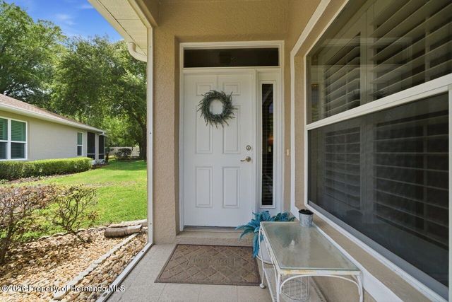 15028 Silversmith Circle, Spring Hill, FL 34609