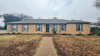 2639 CEDAR RIDGE DR, Germantown, TN 38138