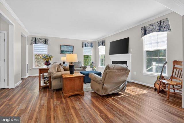 17565 BROOKVILLE CT, Round Hill, VA 20141