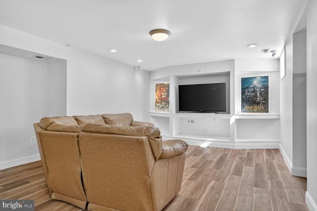 17565 BROOKVILLE CT, Round Hill, VA 20141