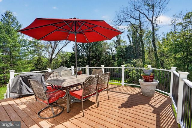 17565 BROOKVILLE CT, Round Hill, VA 20141