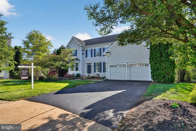 17565 BROOKVILLE CT, Round Hill, VA 20141