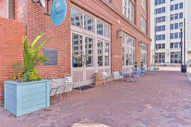 2425 Strand, Galveston, TX 77550