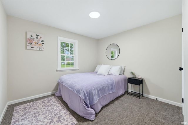 2132 Medford Drive, Fort Wayne, IN 46803