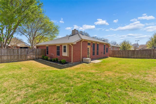 2305 Highridge Drive, Mckinney, TX 75071