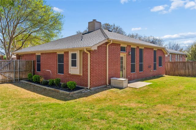 2305 Highridge Drive, Mckinney, TX 75071