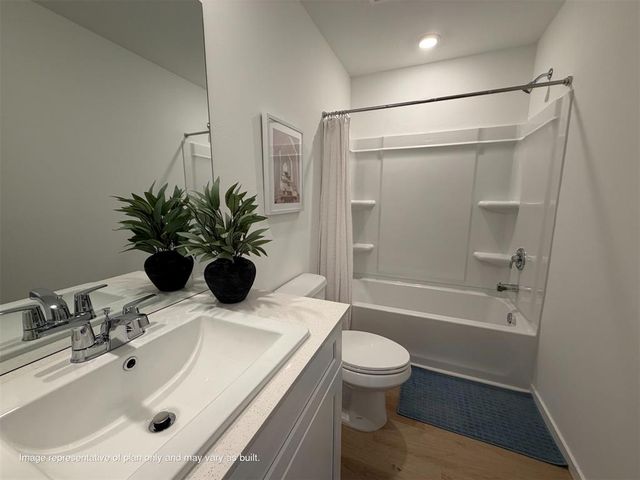 12801 Florence Lane, Yukon, OK 73099