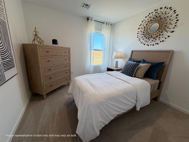 12801 Florence Lane, Yukon, OK 73099