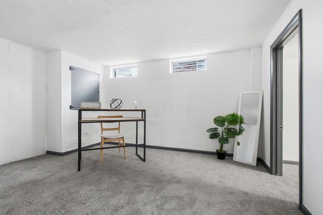 1275 Elaine Road, Columbus, OH 43227