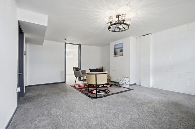 1275 Elaine Road, Columbus, OH 43227