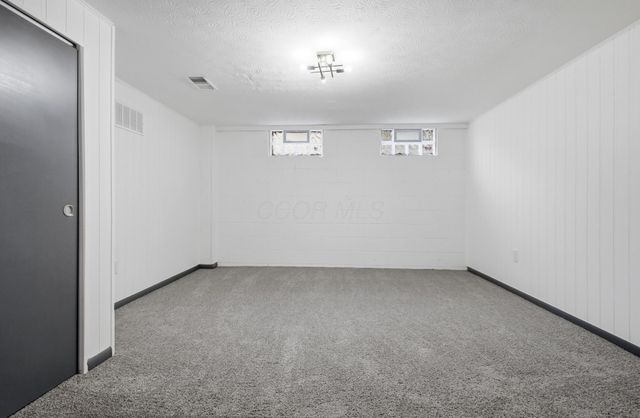 1275 Elaine Road, Columbus, OH 43227