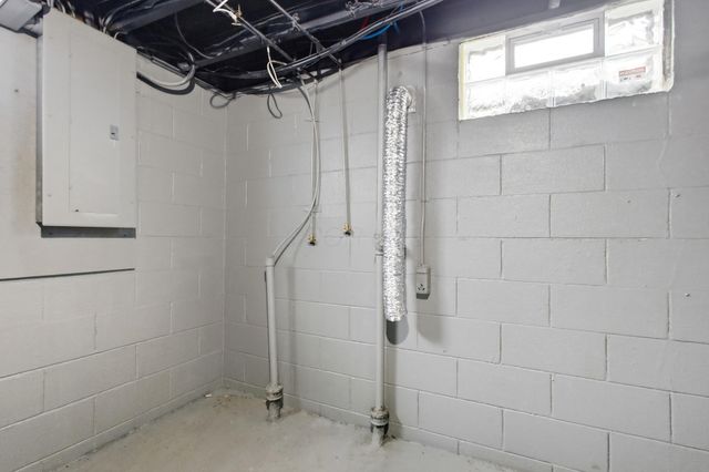 1275 Elaine Road, Columbus, OH 43227