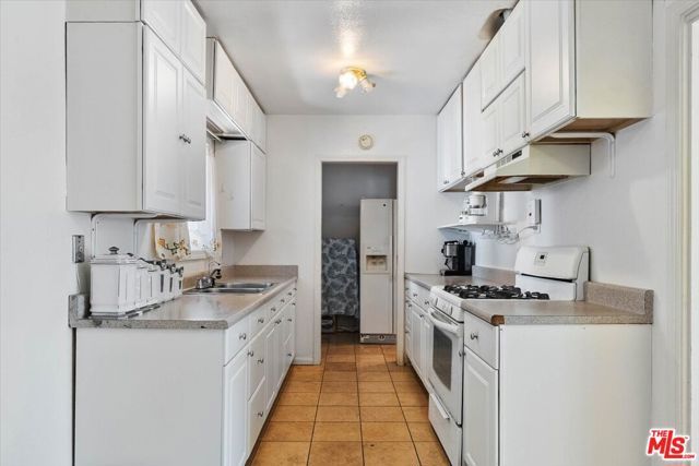 980 W Summerland Avenue, San Pedro (los Angeles), CA 90731