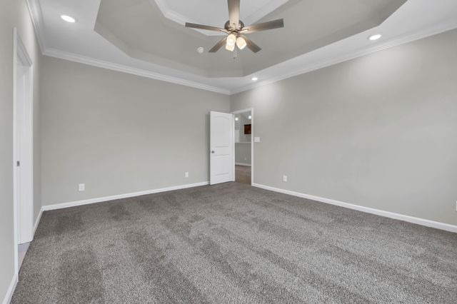 641 Woodrush Dr, Clarksville, TN 37040