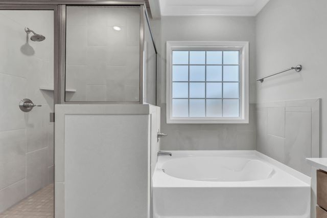 641 Woodrush Dr, Clarksville, TN 37040