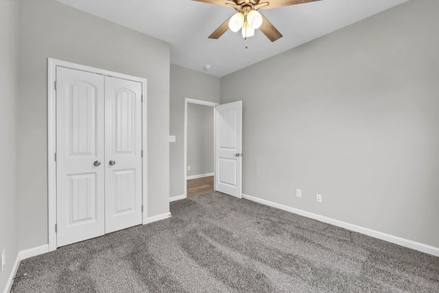 641 Woodrush Dr, Clarksville, TN 37040