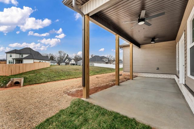 641 Woodrush Dr, Clarksville, TN 37040