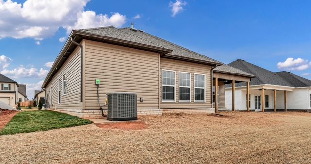 641 Woodrush Dr, Clarksville, TN 37040