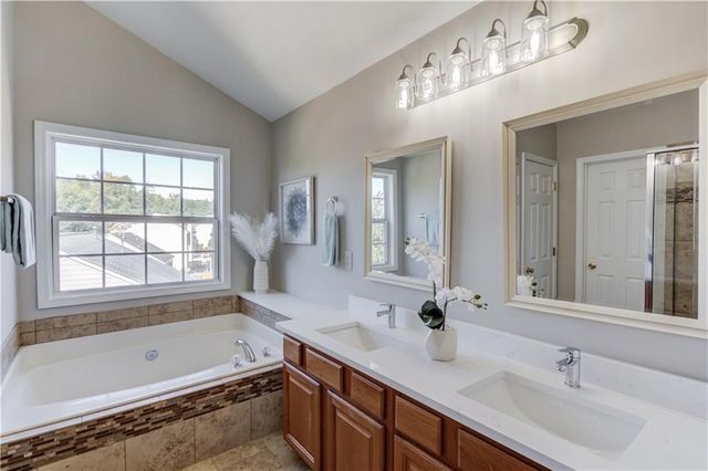 3671 Devenwood Way, Buford, GA 30519