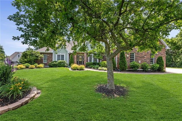 7447 Mize Road, Shawnee, KS 66227