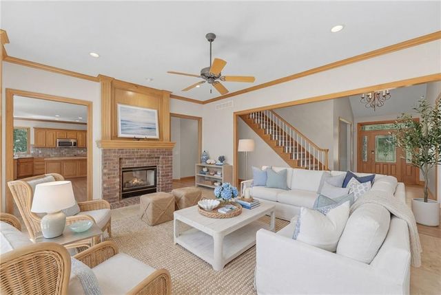 7447 Mize Road, Shawnee, KS 66227