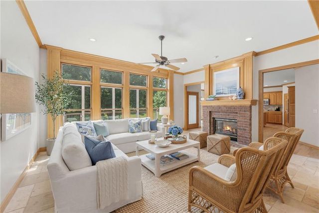 7447 Mize Road, Shawnee, KS 66227