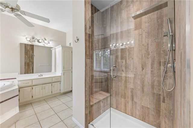 7447 Mize Road, Shawnee, KS 66227
