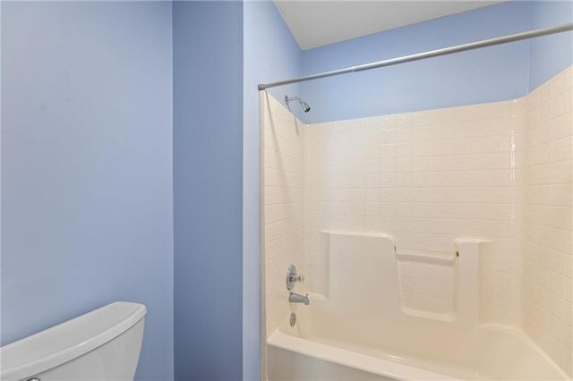 7447 Mize Road, Shawnee, KS 66227